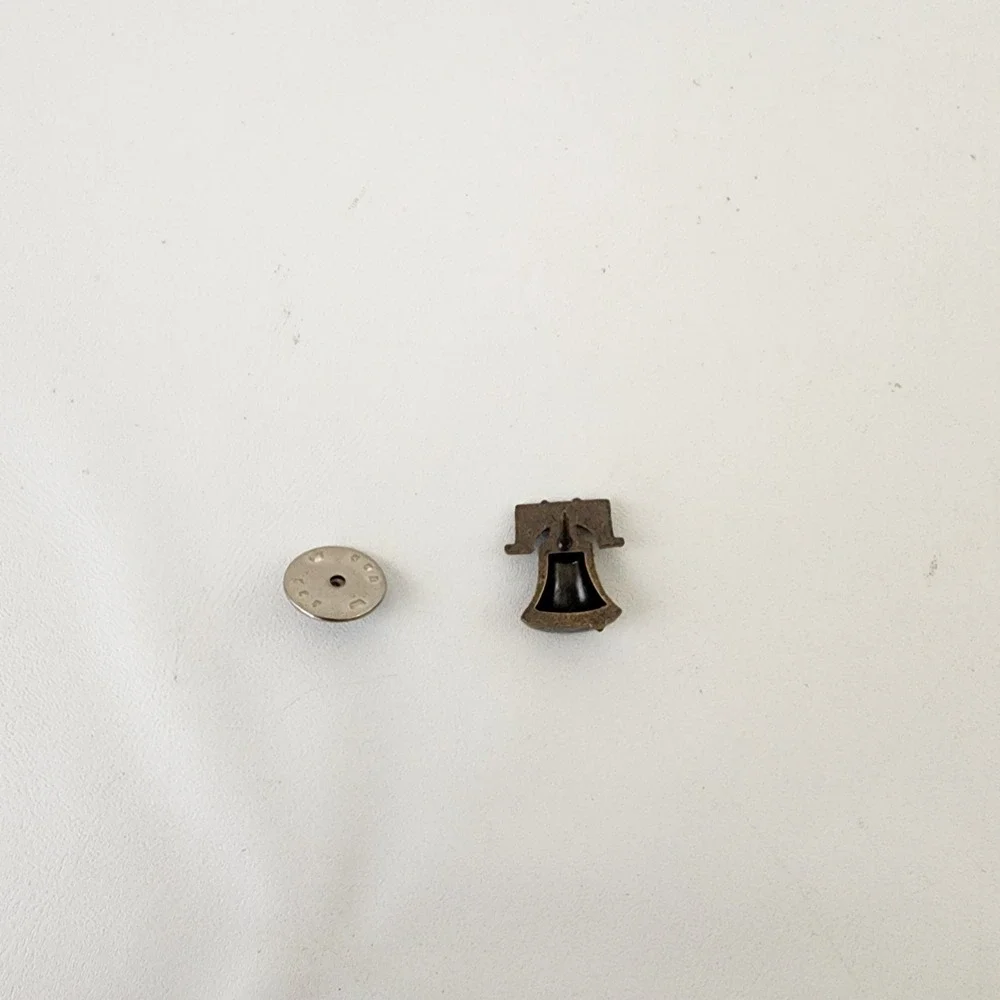 Vintage Liberty Bell Tie‎ Tack Lapel Hat Pin